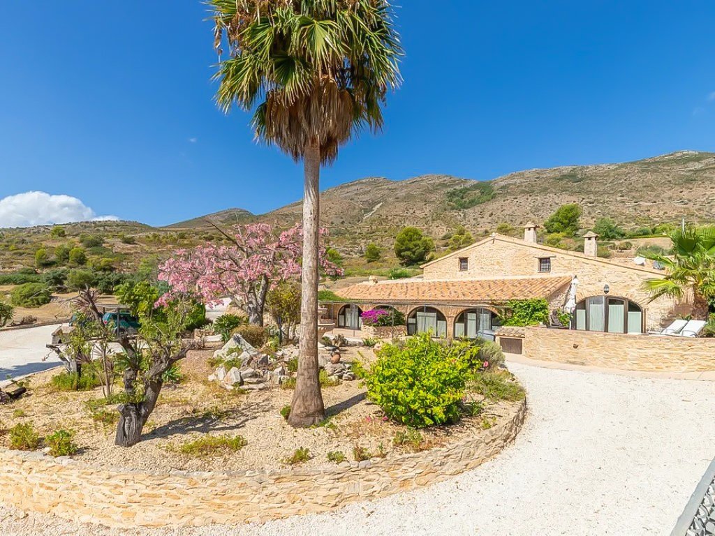 6436 BEN Schöne authentische Finca zum Verkauf in Benissa