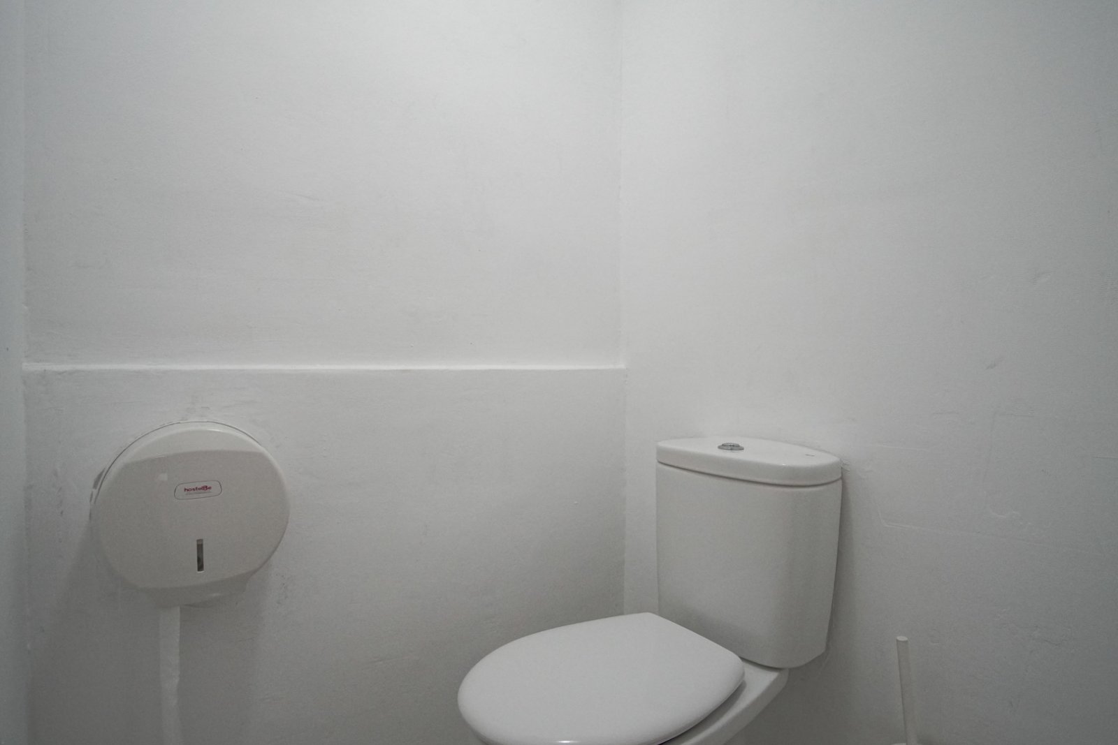 8293DEN Villa und Geschäft mit teilweisem Meerblick zu verkaufen in Las Rotas, Denia.