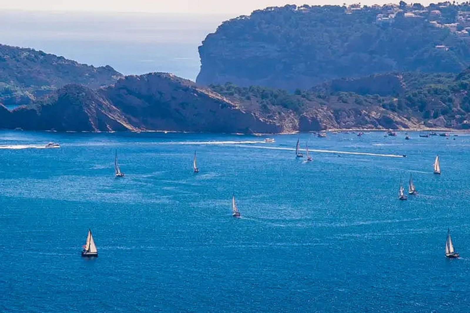 9001MOR Villa mit Pool und Meerblick in Moraira zu verkaufen.