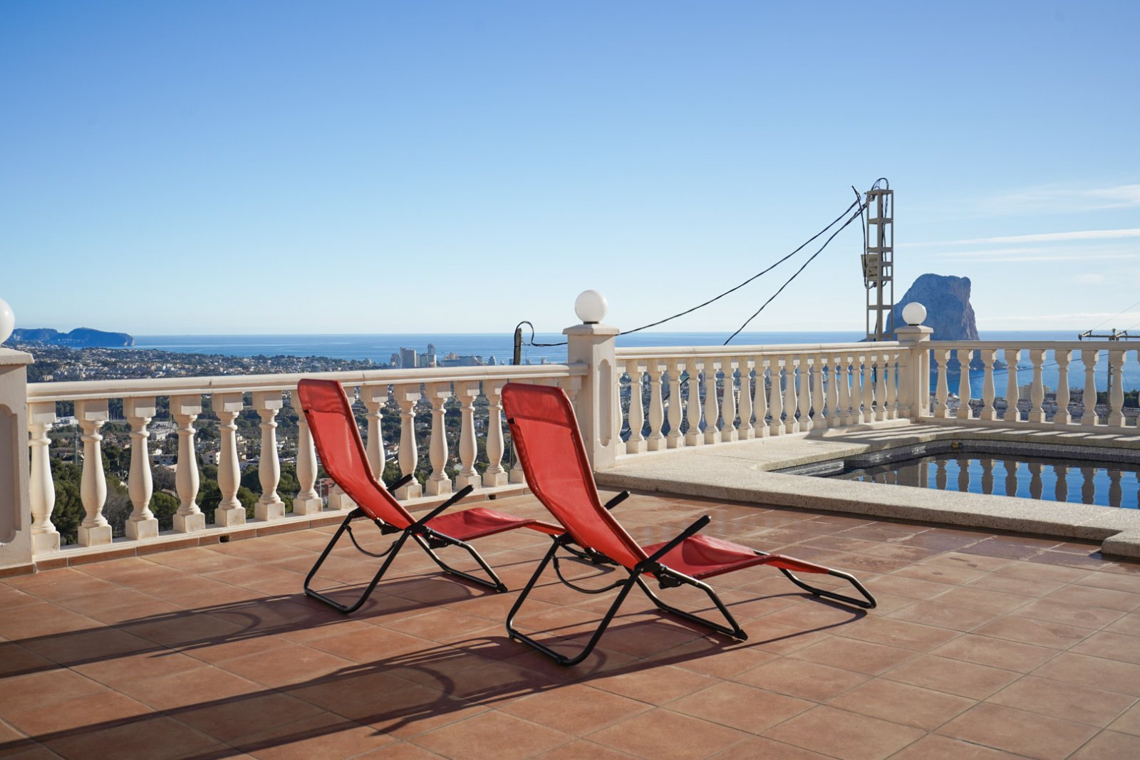 Villa C4XY4596CAL mit Gästehaus und Panoramablick aufs Meer in Oltamar, Calpe zu verkaufen