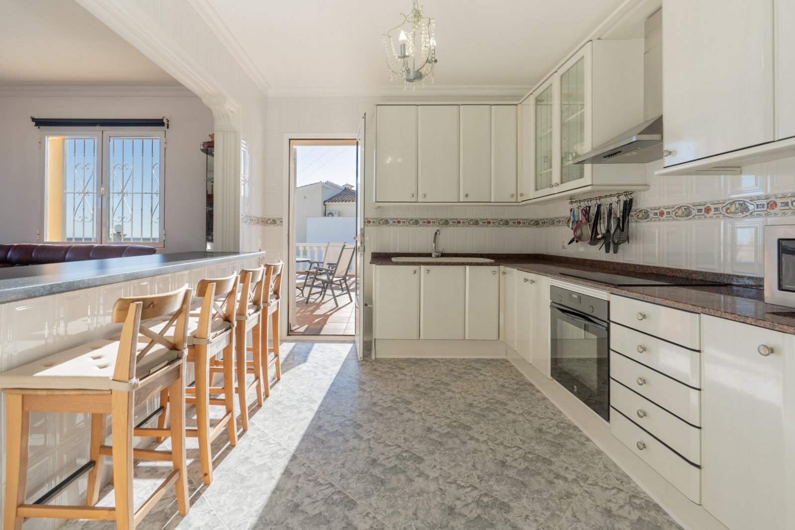 Villa C4XY4596CAL mit Gästehaus und Panoramablick aufs Meer in Oltamar, Calpe zu verkaufen