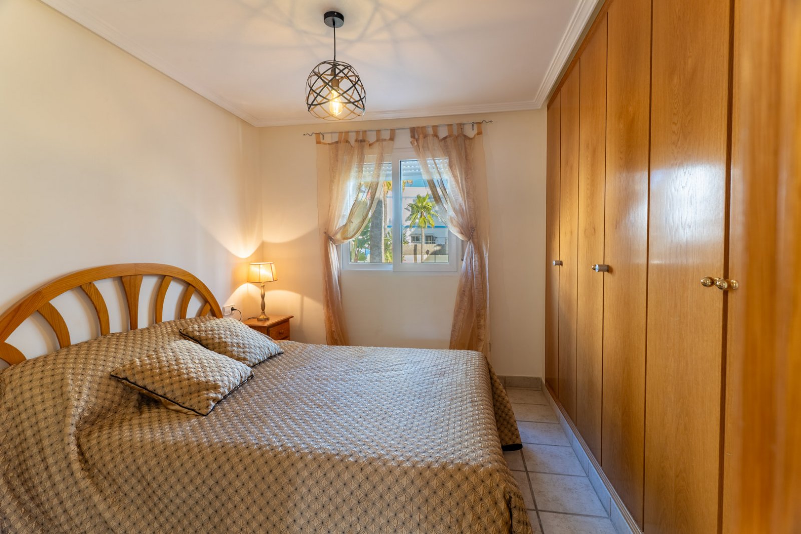 C4XY4604JAV Reihenhaus, 100 m vom Meer entfernt, zu verkaufen in Jávea