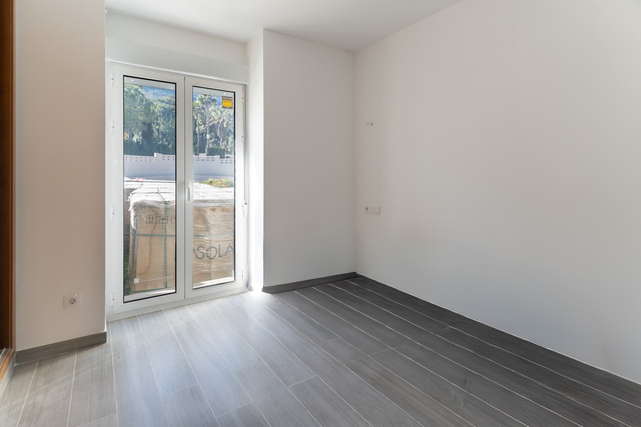 C4XY8328DEN Erdgeschosswohnung in Denia zu verkaufen.