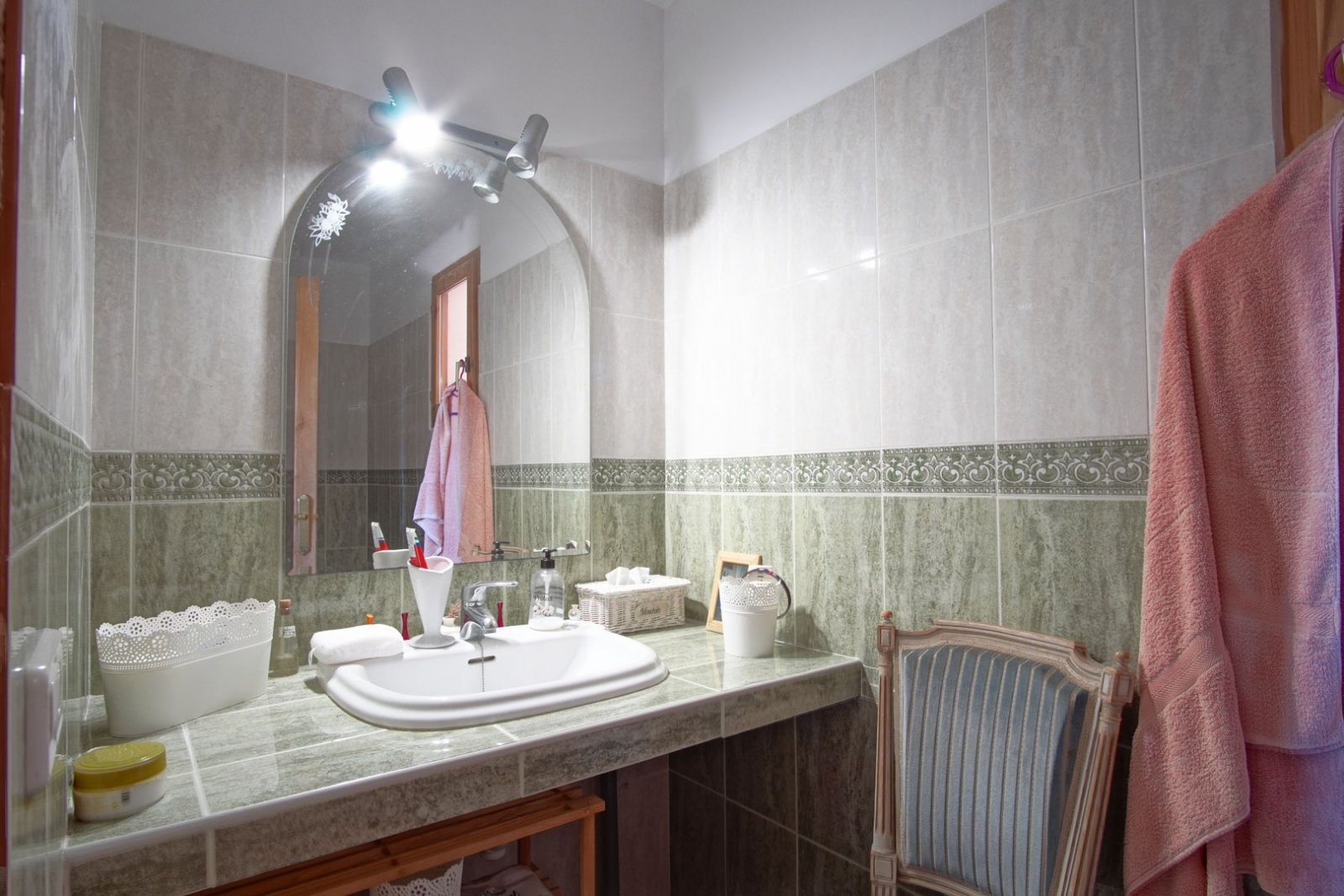 8295PED Villa mit Pool und Talblick in Pedreguer zu verkaufen.