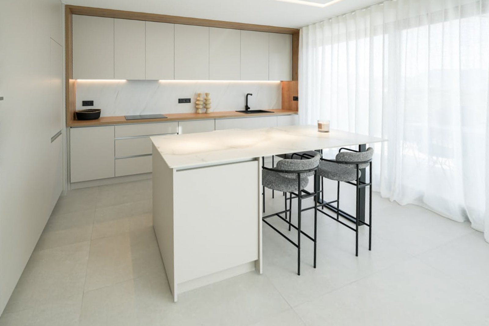 4503POL Moderne Neubauvilla zum Verkauf in Polop