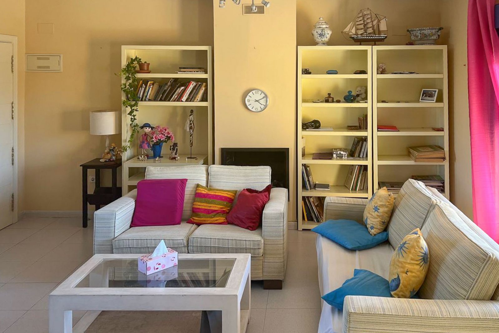 8269DEN Duplex-Penthouse mit Terrasse und teilweisem Meerblick zu verkaufen in Las Marina, Denia.