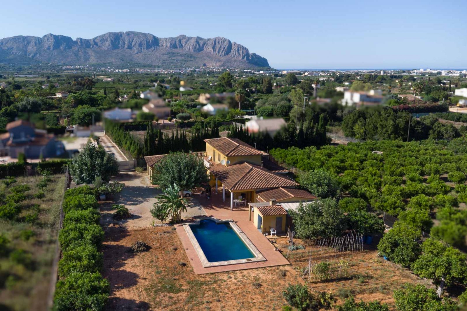 8295PED Villa mit Pool und Talblick in Pedreguer zu verkaufen.