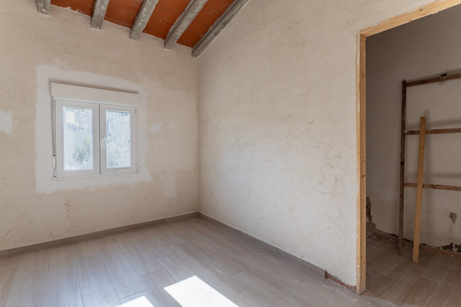 8320GAT Villa im mediterranen Stil in Gata de Gorgos zu verkaufen (Renovierung läuft).