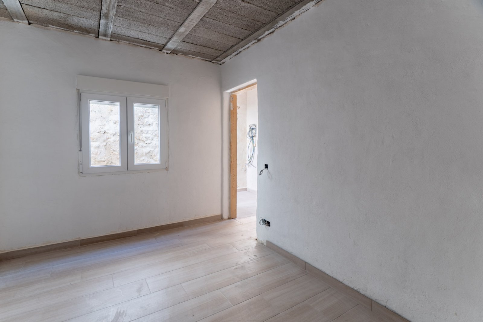 8320GAT Villa im mediterranen Stil in Gata de Gorgos zu verkaufen (Renovierung läuft).