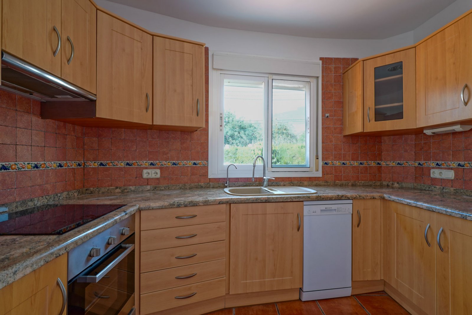 8324BEN Penthouse 150m vom Strand entfernt in Benissa zu verkaufen.