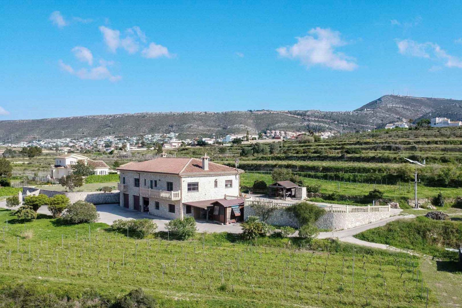 C3XY4251BELL Wunderschönes Landhaus mit Weinbergen in Benitachell zu verkaufen