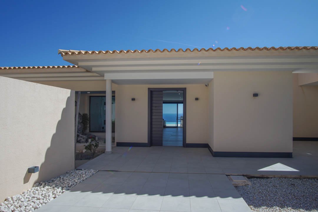 C3XY7000ALT Geräumige Villa zum Verkauf mit Meerblick in Altea
