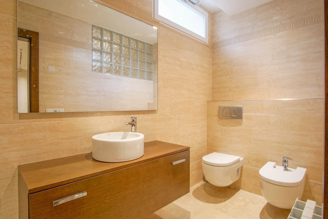 7030ALF Neue architektonische Villa im Kolonialstil zu verkaufen in Alfaz del Pi Alicante