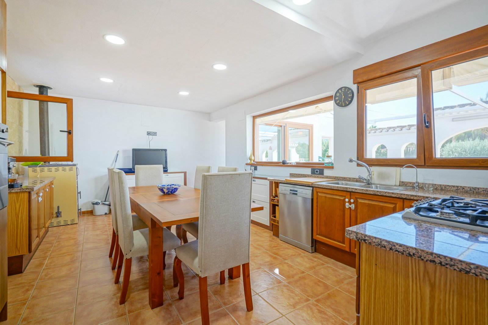 4432JAV Villa auf großem Grundstück zum Verkauf in Jávea