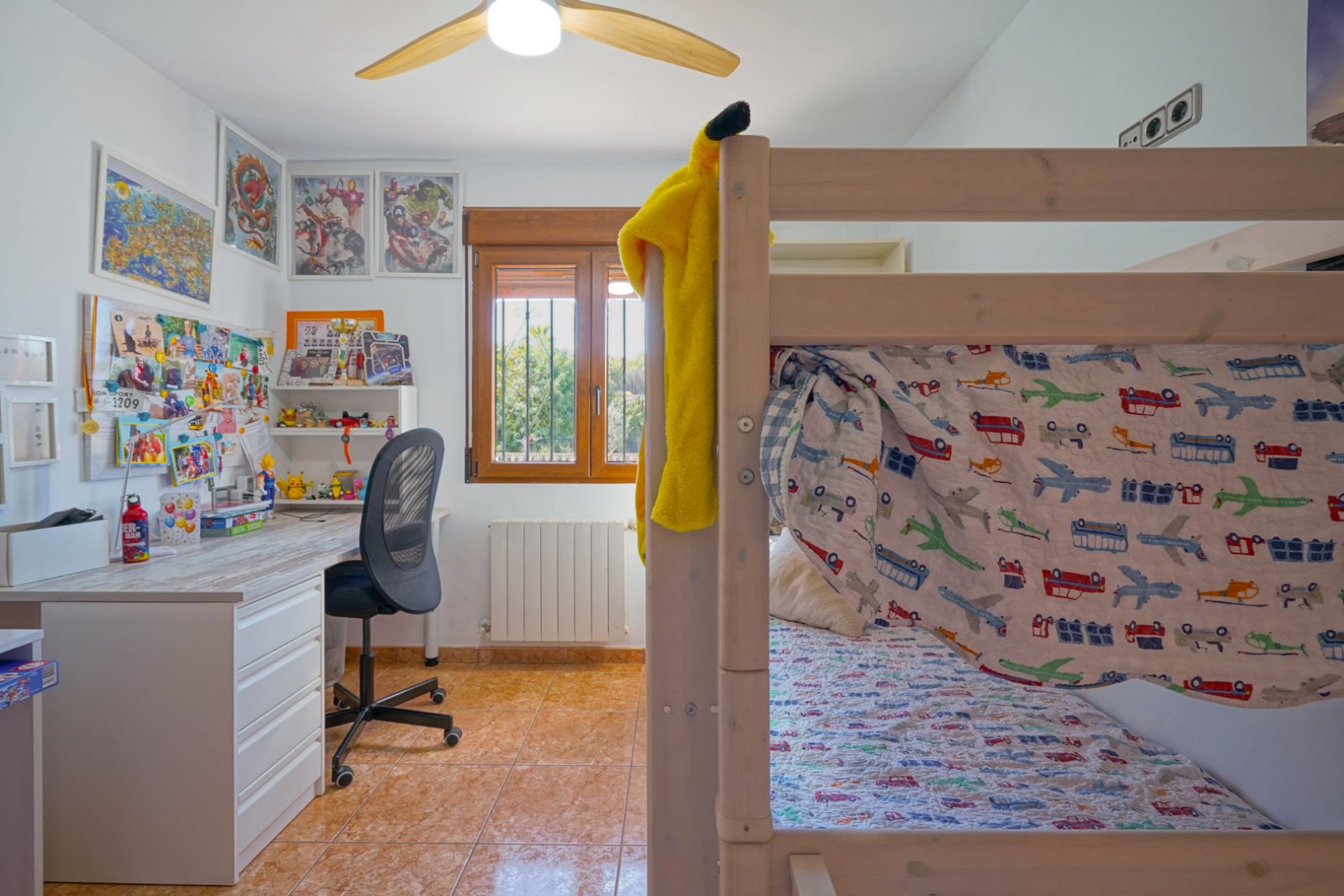 4432JAV Villa auf großem Grundstück zum Verkauf in Jávea