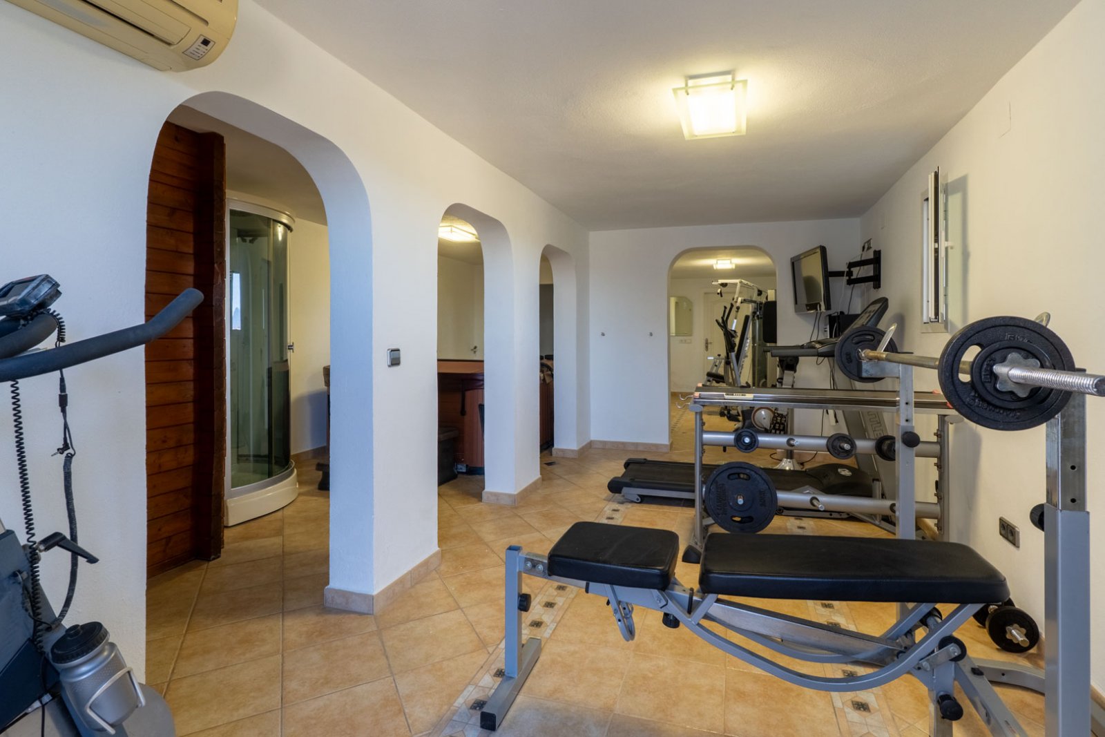 9001MOR Villa mit Pool und Meerblick in Moraira zu verkaufen.