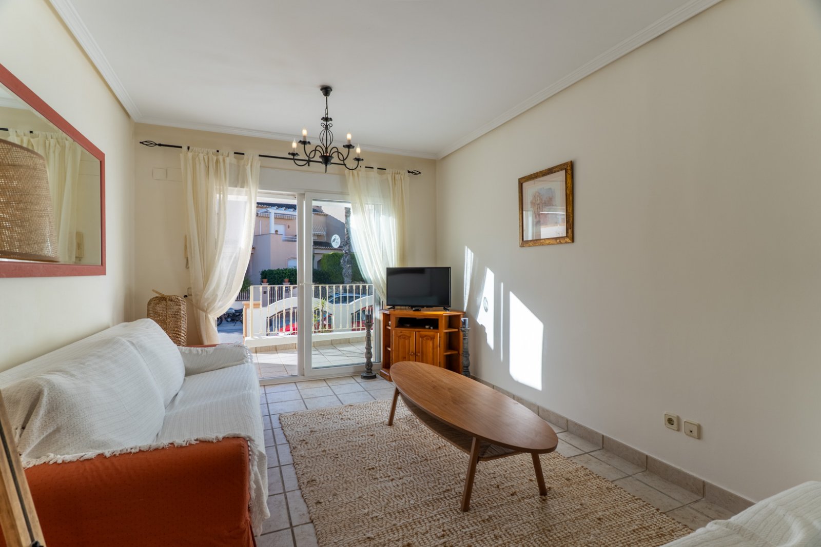 C4XY4604JAV Reihenhaus, 100 m vom Meer entfernt, zu verkaufen in Jávea