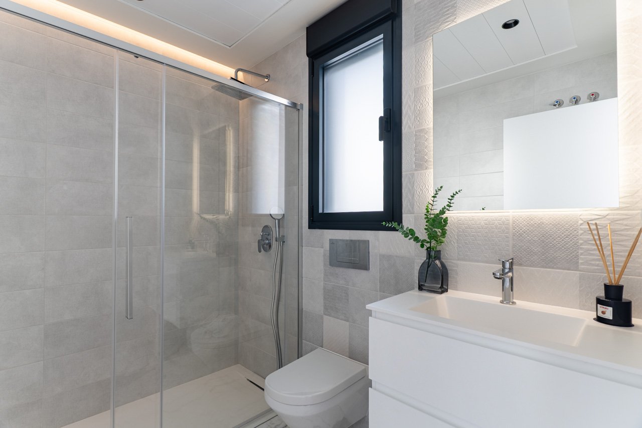 8327DEN Moderne Villa zum Verkauf in Denia.