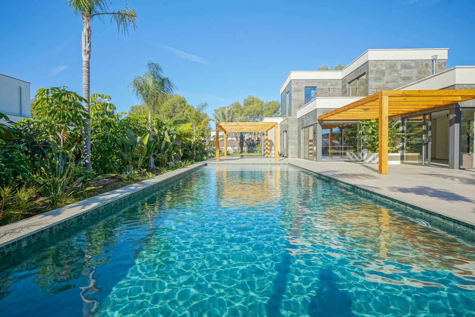 4594JAV Luxuriöse Neubauvilla zum Verkauf in La Guardia, Jávea