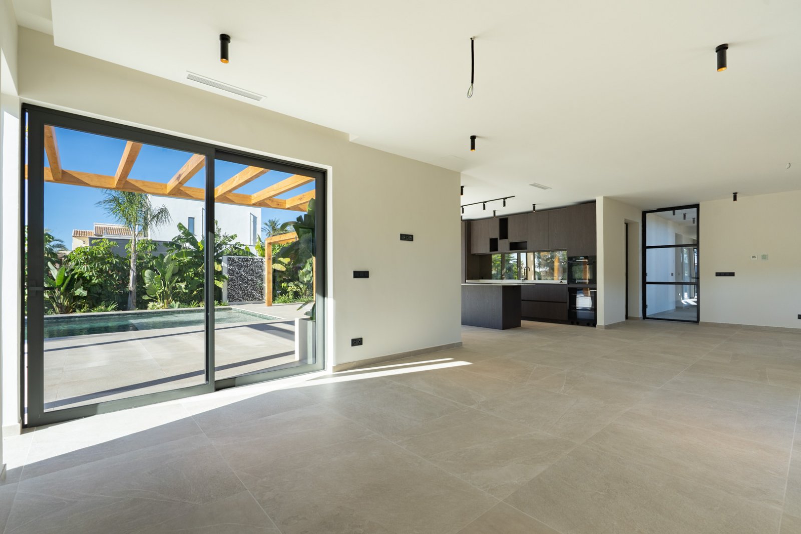 4594JAV Luxuriöse Neubauvilla zum Verkauf in La Guardia, Jávea