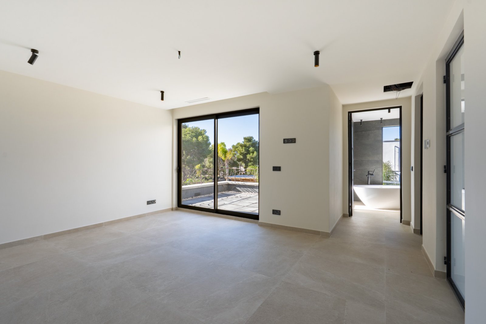 4594JAV Luxuriöse Neubauvilla zum Verkauf in La Guardia, Jávea