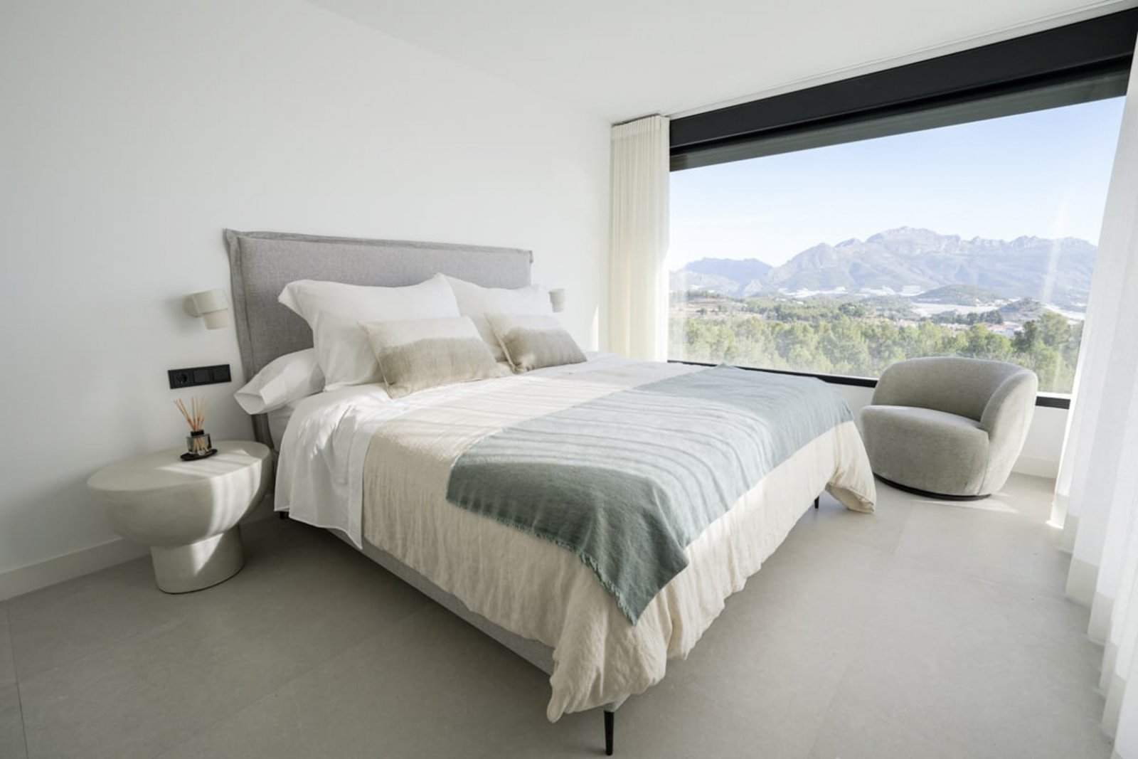 4503POL Moderne Neubauvilla zum Verkauf in Polop