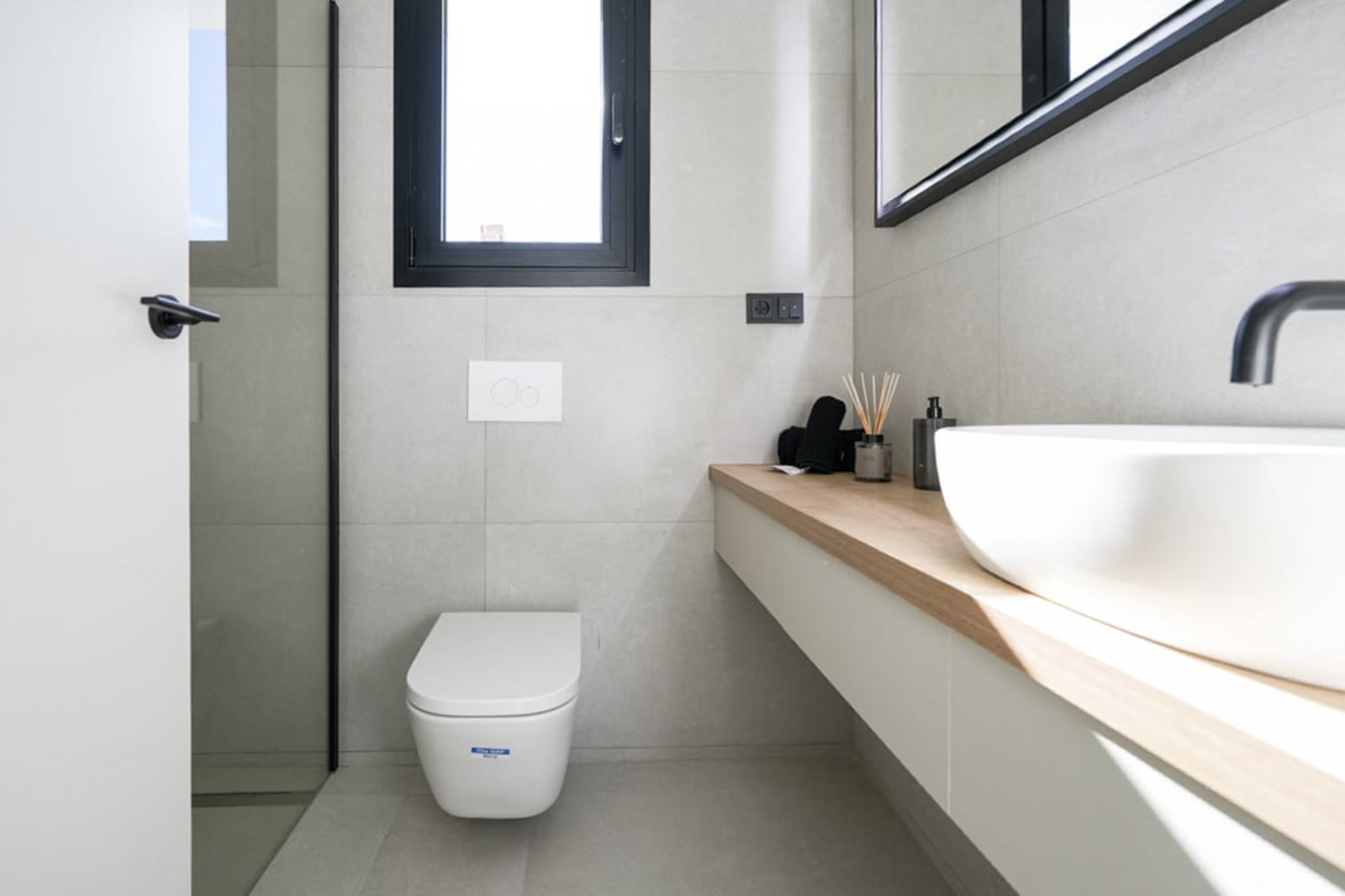 4503POL Moderne Neubauvilla zum Verkauf in Polop