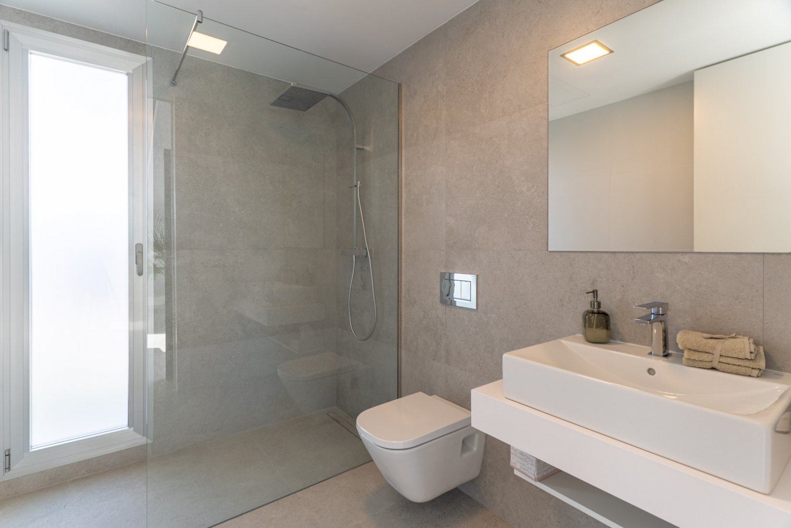 8317FIN Moderne Villa zum Verkauf in Finestrat.