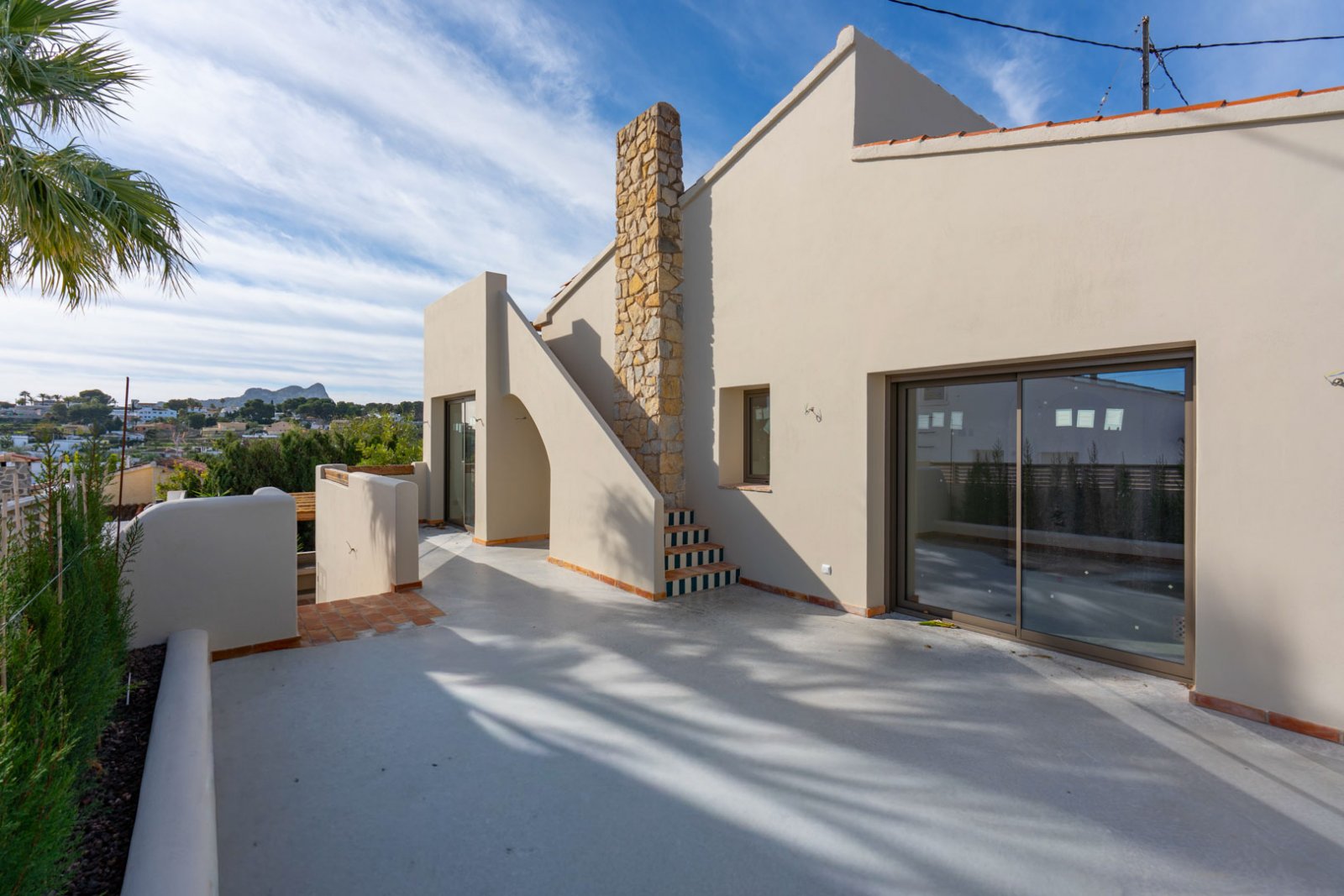 4617BEN Renovierte mediterrane Villa mit Meerblick zum Verkauf in La Fustera, Benissa