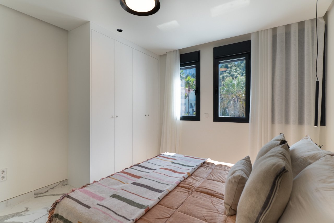 8327DEN Moderne Villa zum Verkauf in Denia.