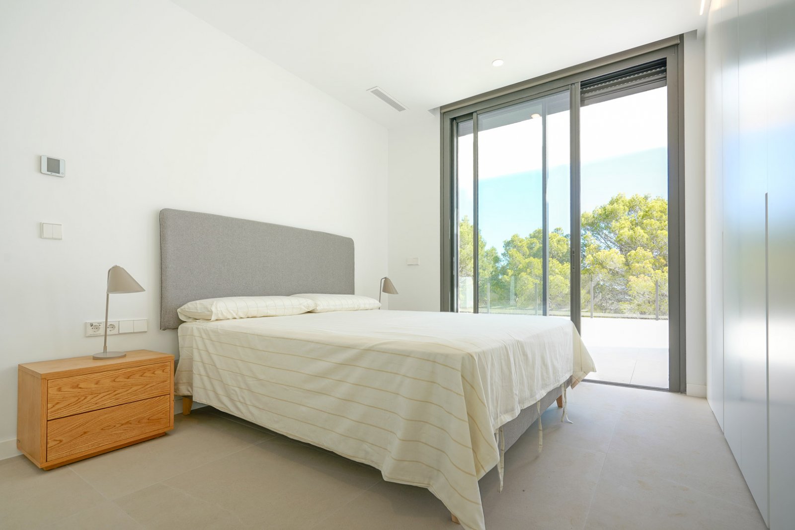 4305MOR Moderne Villa zum Verkauf in Moraira