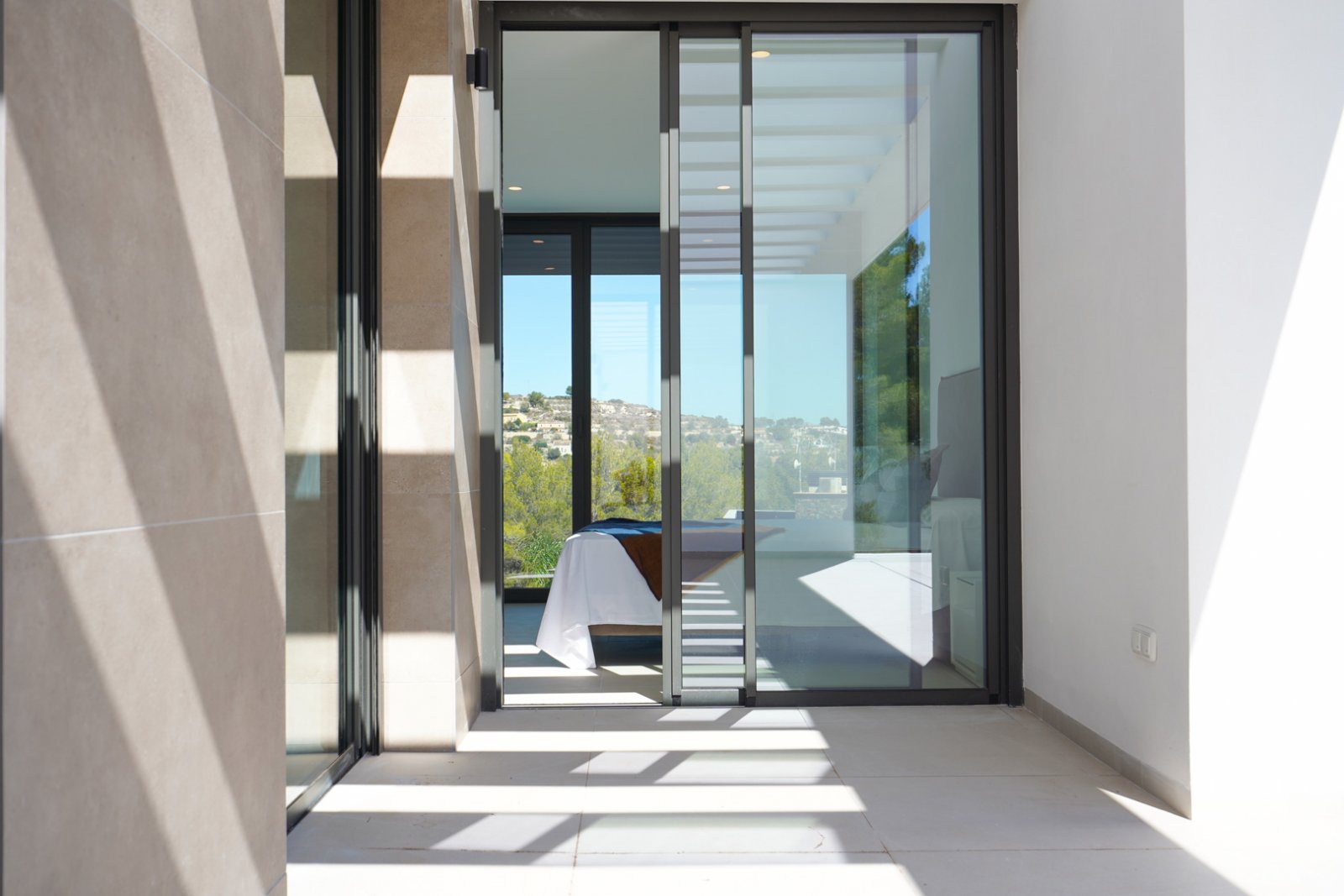 4305MOR Moderne Villa zum Verkauf in Moraira