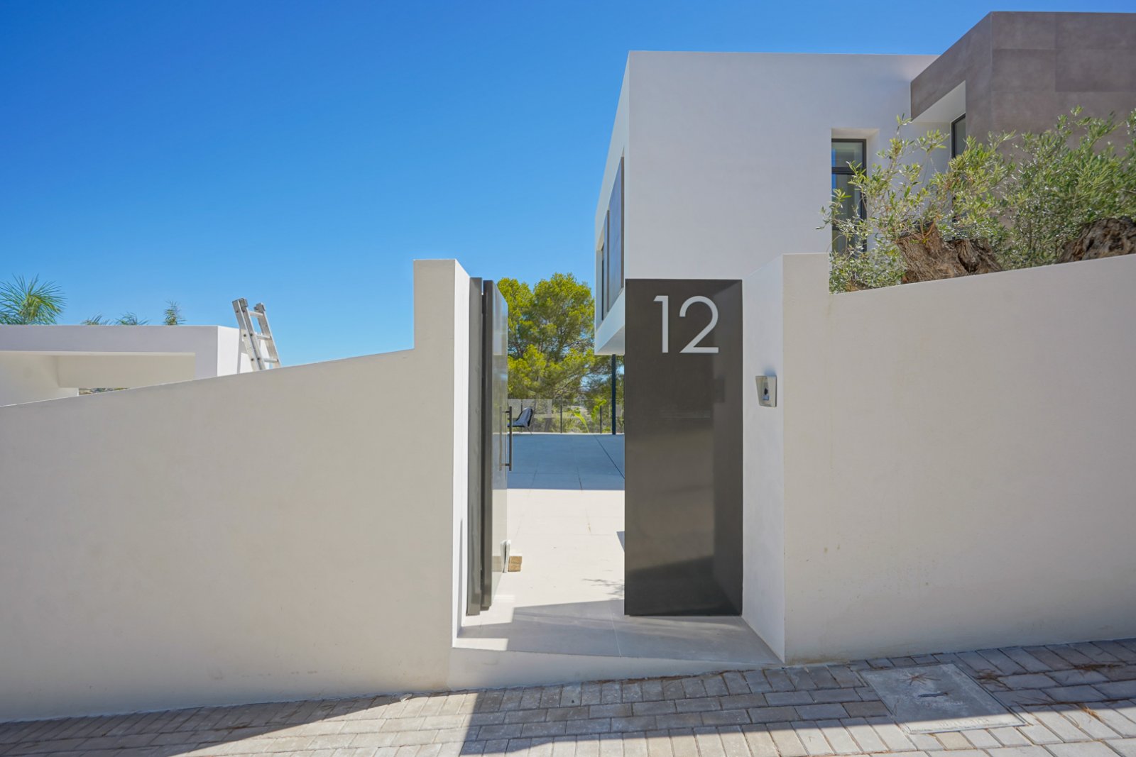 4305MOR Moderne Villa zum Verkauf in Moraira