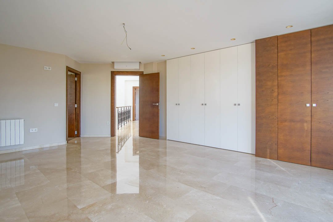 7030ALF Neue architektonische Villa im Kolonialstil zu verkaufen in Alfaz del Pi Alicante