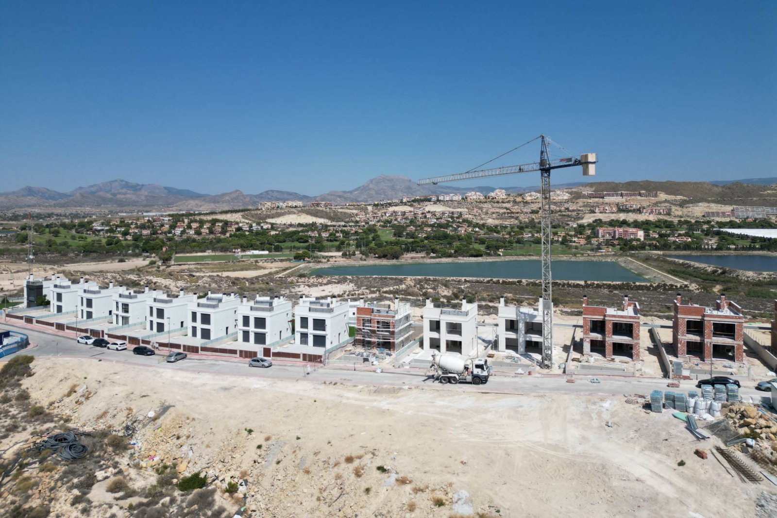 8277MUT Moderne Villa mit Meerblick zu verkaufen in der Nähe von El Campello.