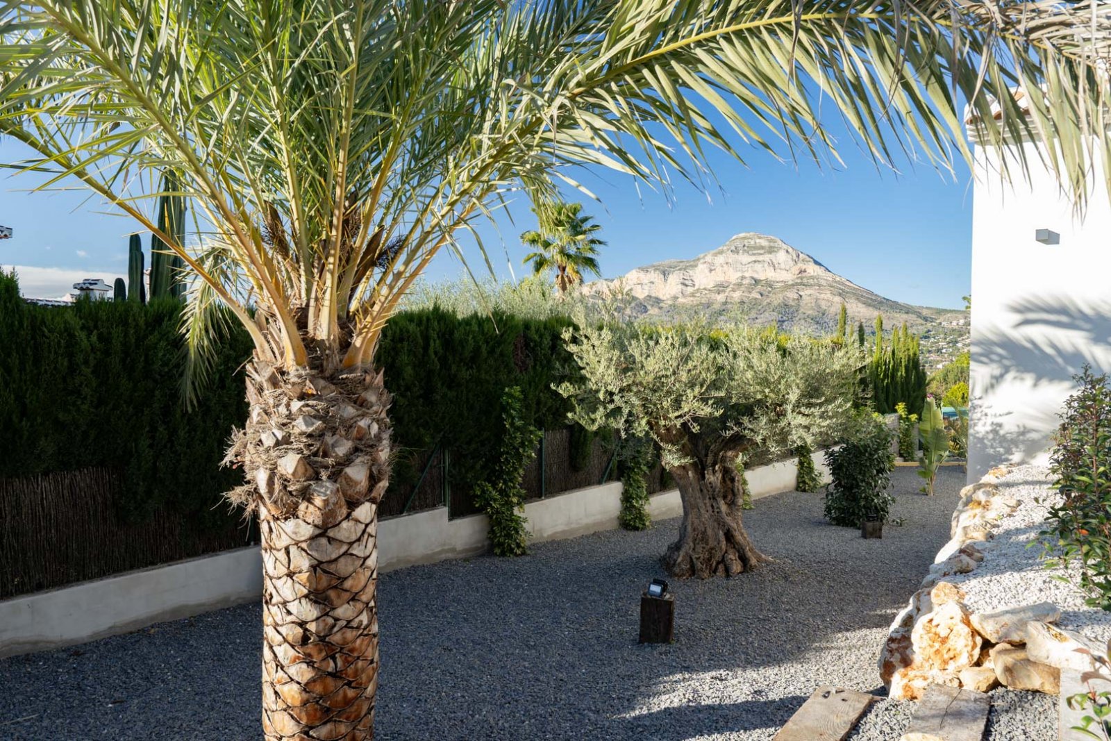 4551JAV Schöne traditionelle Neubauvilla zum Verkauf in Piver, Jávea