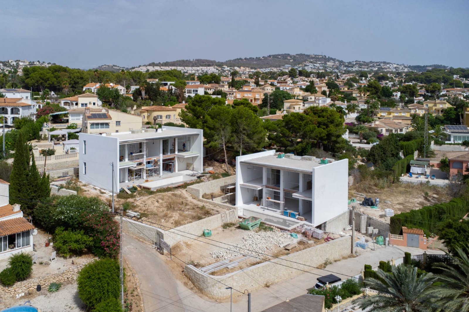 4569CAL Moderne Neubauvilla nur wenige Gehminuten vom Strand von Calpe entfernt 