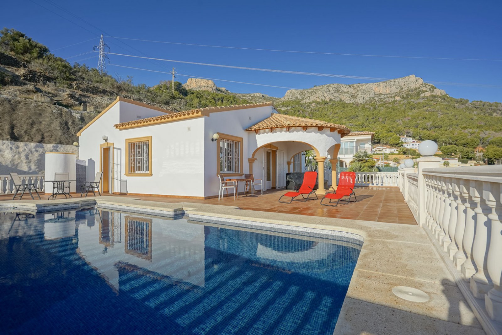 Villa C4XY4596CAL mit Gästehaus und Panoramablick aufs Meer in Oltamar, Calpe zu verkaufen