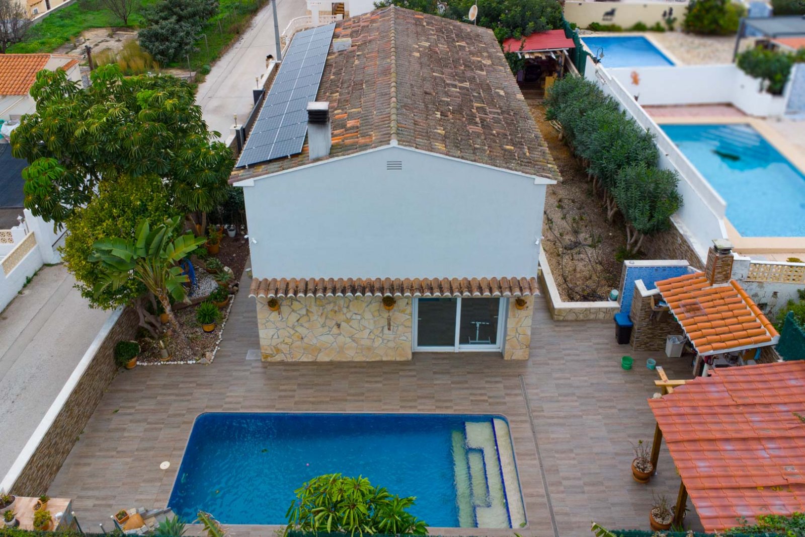 C3XY4620CAL Villa in Calpe zu verkaufen, nur wenige Gehminuten vom Strand entfernt.