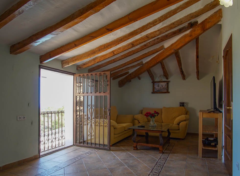 7058NUC Wunderschönes, großes, renoviertes mediterranes Landhaus in La Nucia zu verkaufen
