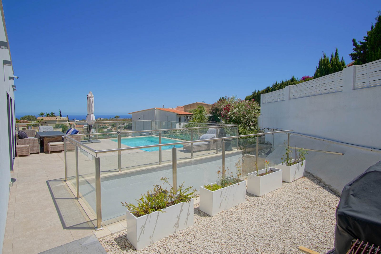 4411BELL Moderne Villa mit Meerblick zum Verkauf in Cumbre del Sol