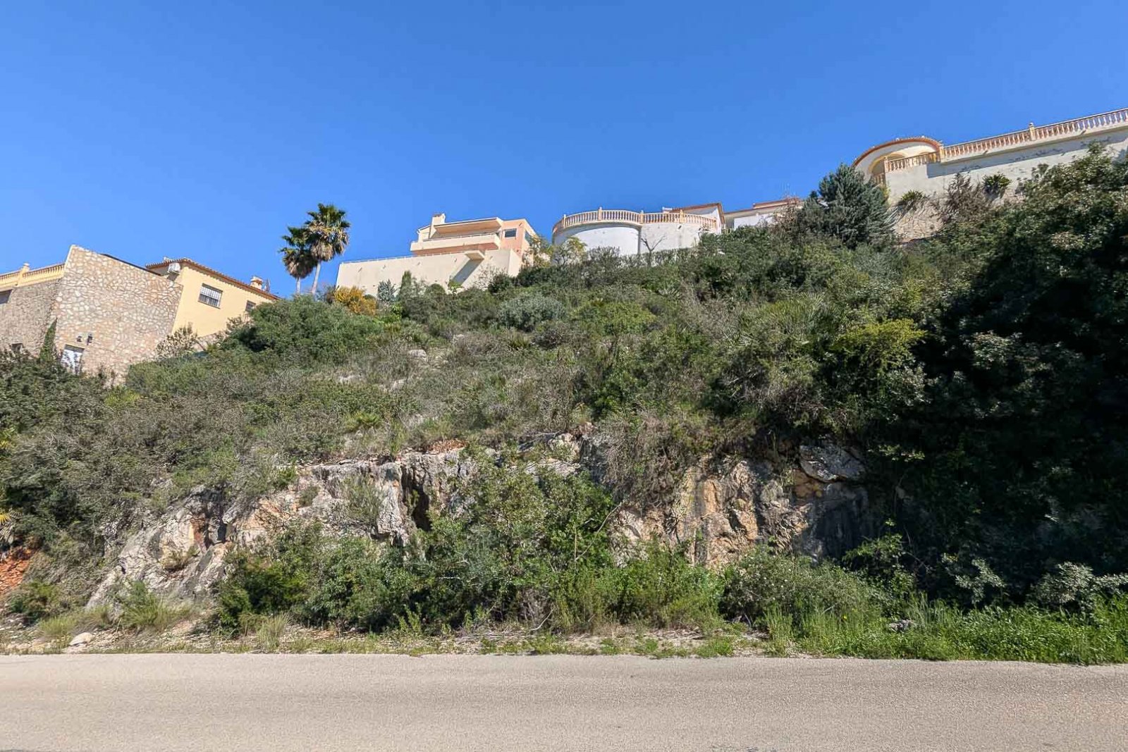 8214PED Moderne Villa mit Meerblick im Bau zum Verkauf in Monte Solana, Pedreguer.