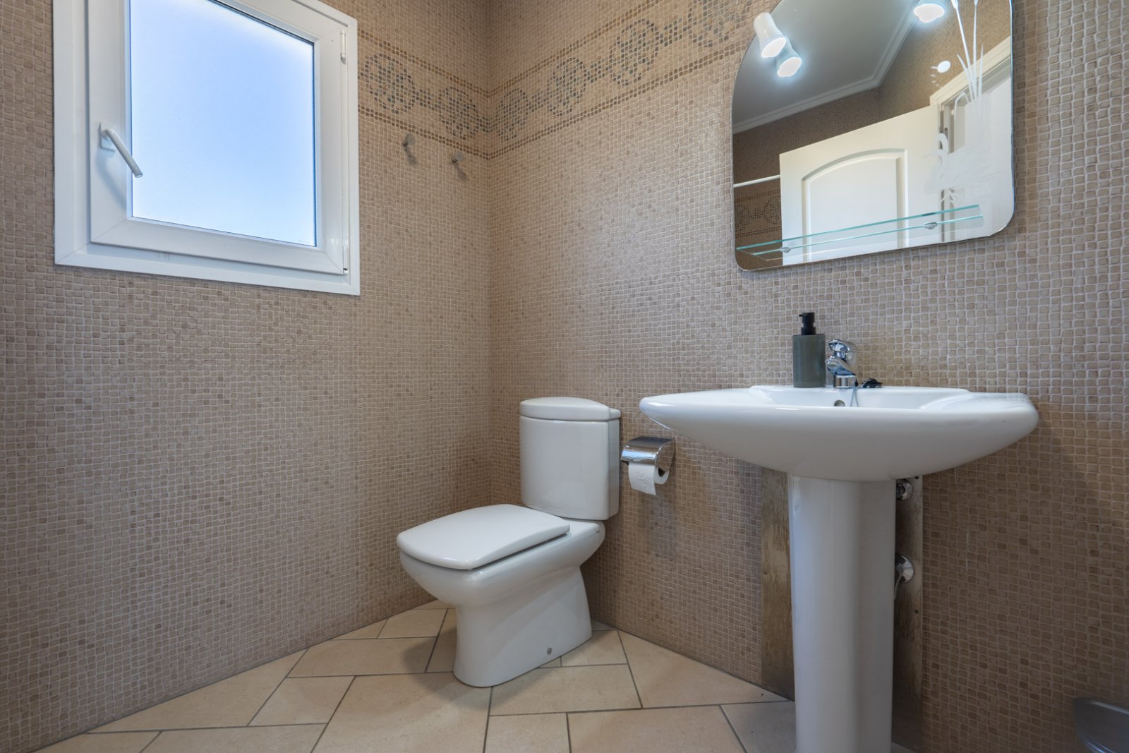 4643JAV Villa zu verkaufen in Costa Nova, Jávea