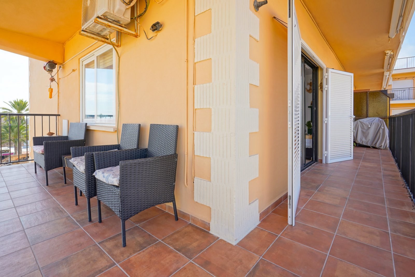 4426DEN Wohnung mit direktem Zugang zum Strand in Denia