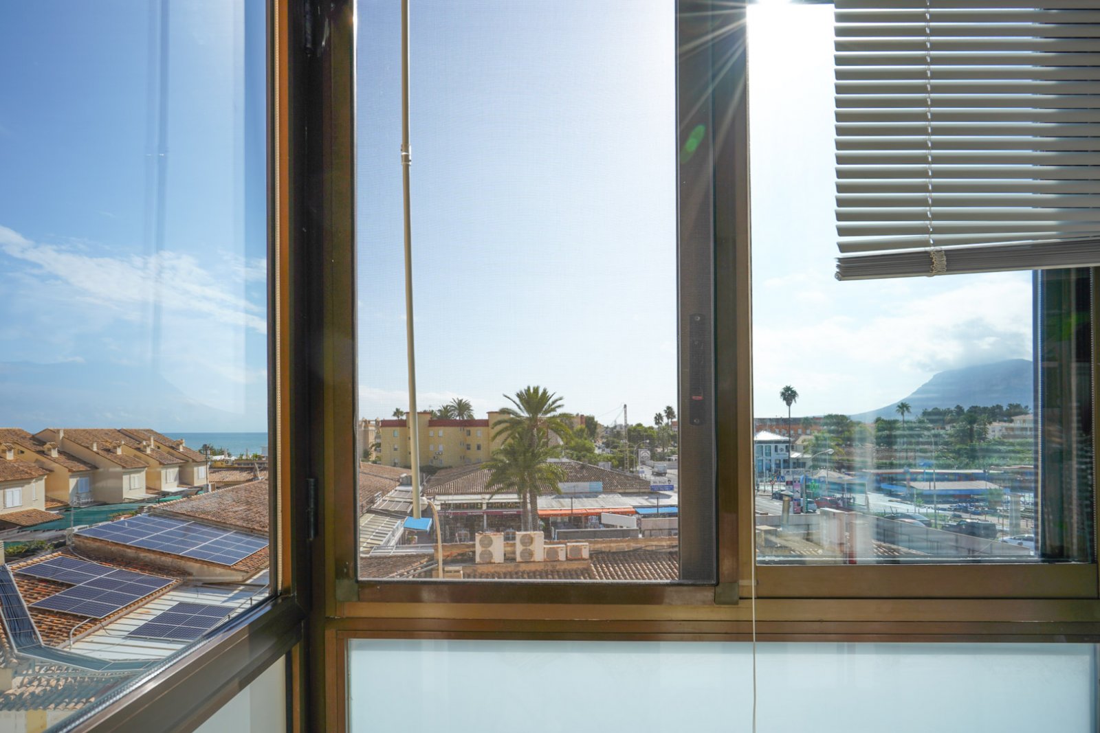 4426DEN Wohnung mit direktem Zugang zum Strand in Denia